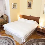 Plr Luxury Rooms *