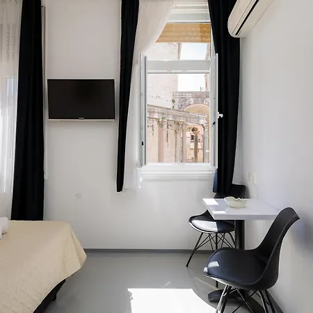 Plr Luxury