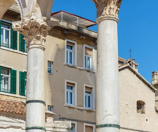 Plr Luxury 아파트