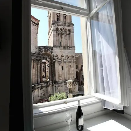 Plr Luxury Apartmán *